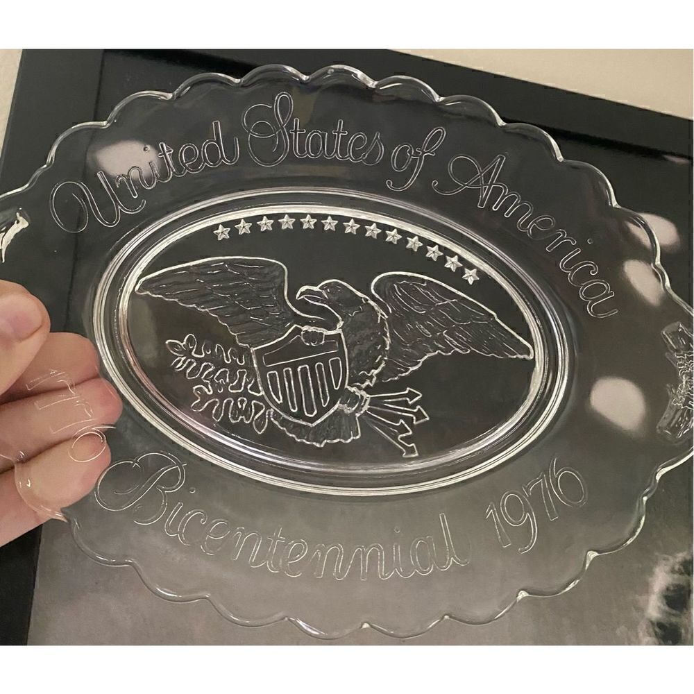 Vintage 1976 American bicentennial glass plate